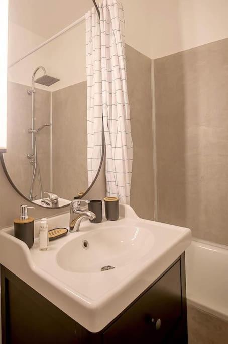 Rare Appart 2 Chambres En Duplex Design Au Panier Марсилия Екстериор снимка